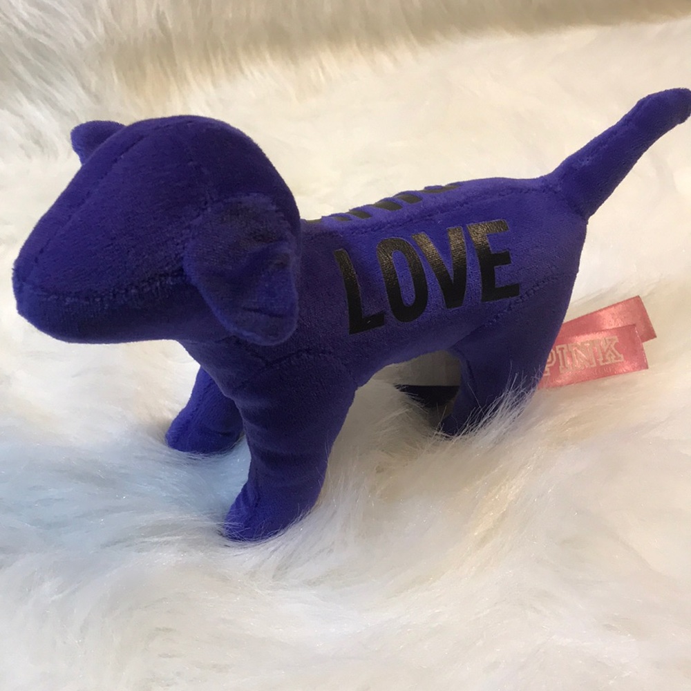 VS Victoria’s Secret pink DOG 🐶